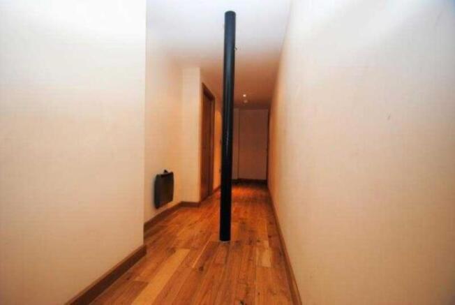 2 bed Apartment to rent Image 6