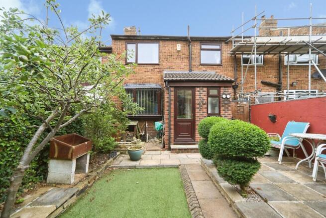 3 bed Terraced for sale Image 8