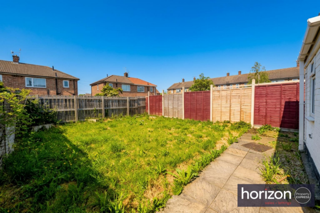 2 bed Semi-Detached for sale Image 9