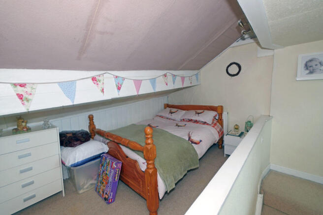 Attic Room/Bedroom 3
