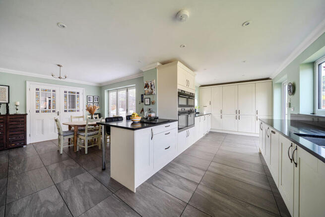 Kitchen/Dining
