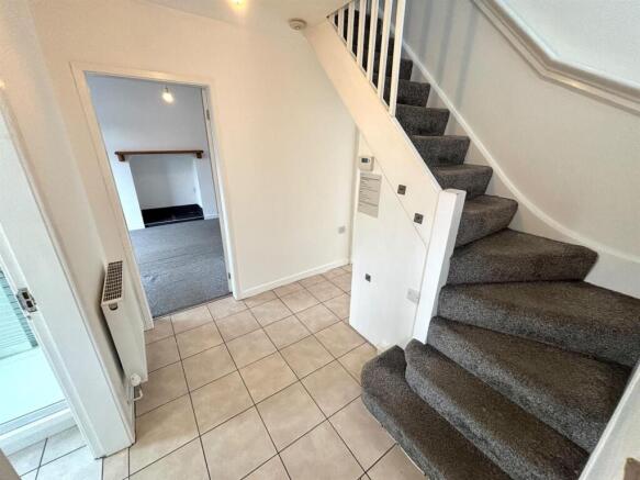 ENTRANCE HALL.jpeg