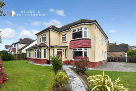 Albany Gardens West, Clacton-on-Sea, CO15 6HN