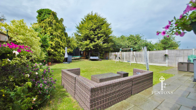 Walton Road, Frinton-on-Sea photo 4