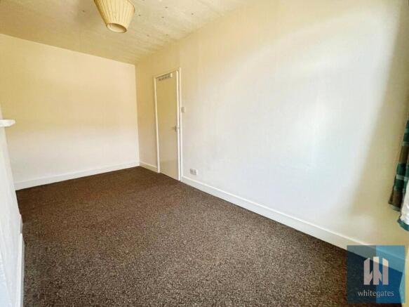 1 bed Terraced to rent Image 4