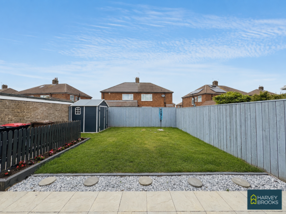 3 bed Semi-Detached for sale Image 11