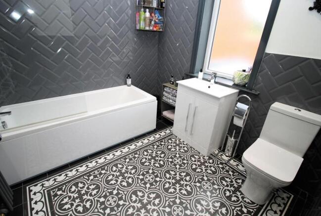 Bathroom/w.c.