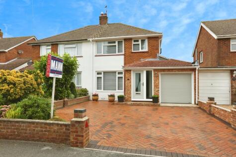 Painswick Close, Sarisbury Green, Southampton, Hampshire, SO31