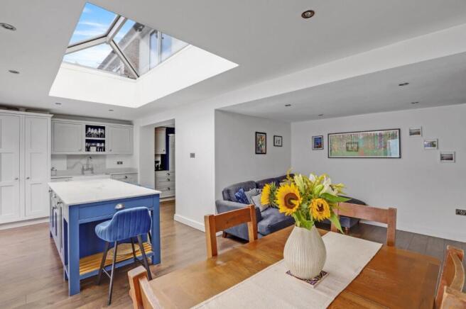 06-6138JHPropWpen - 3 Westmoraland Terrace - 16.jp