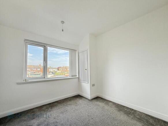 2 bed Terraced for sale Image 10