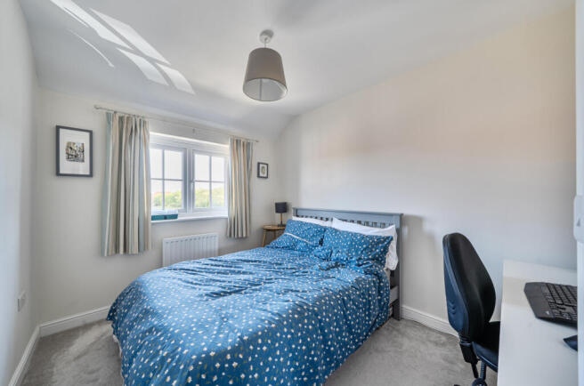 3 bed Semi-Detached for sale Image 6
