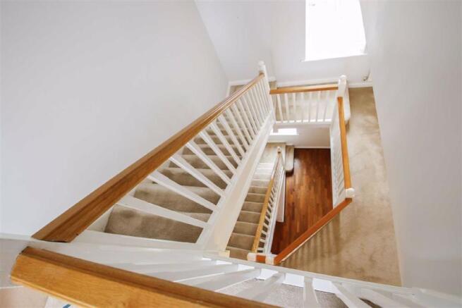 SECOND FLOOR LANDING