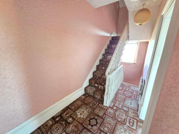 4 bed Semi-Detached for sale Image 12