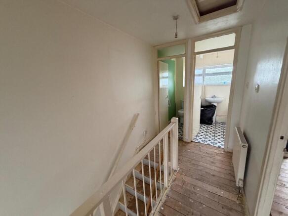 3 bed House for sale Image 9