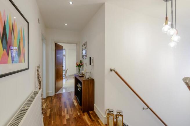 8408691-interior12-800.jpg