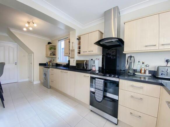 BREAKFAST KITCHEN