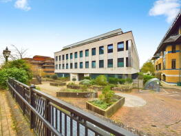Flat 54, Linden House, Chart Way, Horsham RH12 1QB