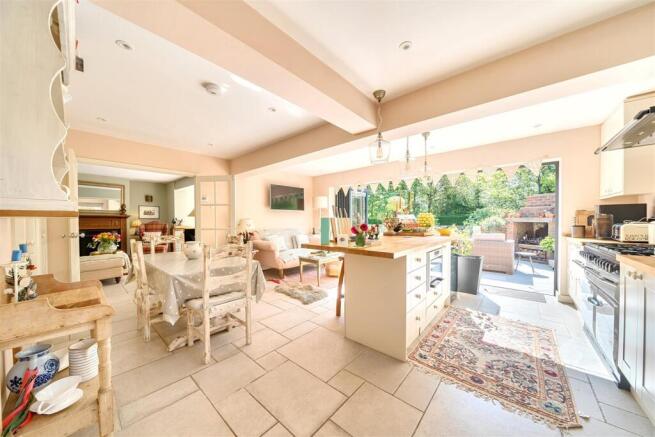 Kitchen Dining Room.jpg