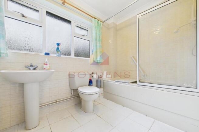 Photo 12