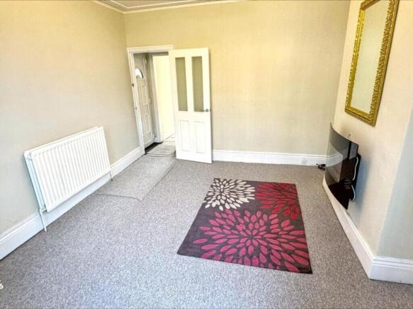 3 bed Terraced for sale Image 5