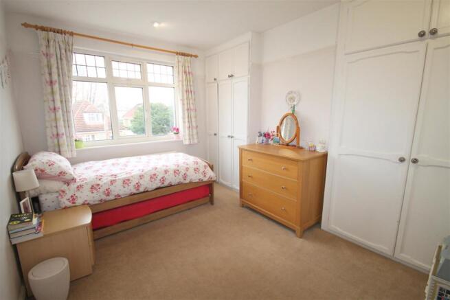 Bed 1 1.JPG