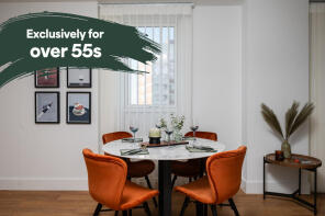 Flat 19, Riverbank Court, Sunrise Avenue, Hornchurch RM12 4GH
