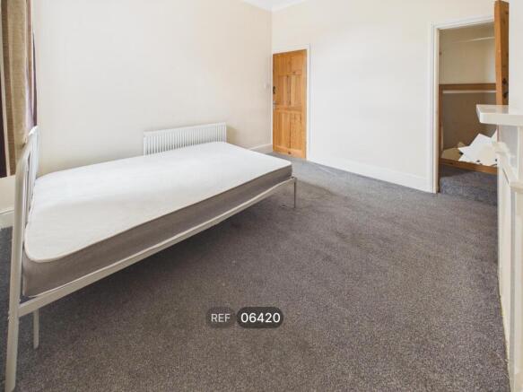 2 bed Terraced to rent Image 8