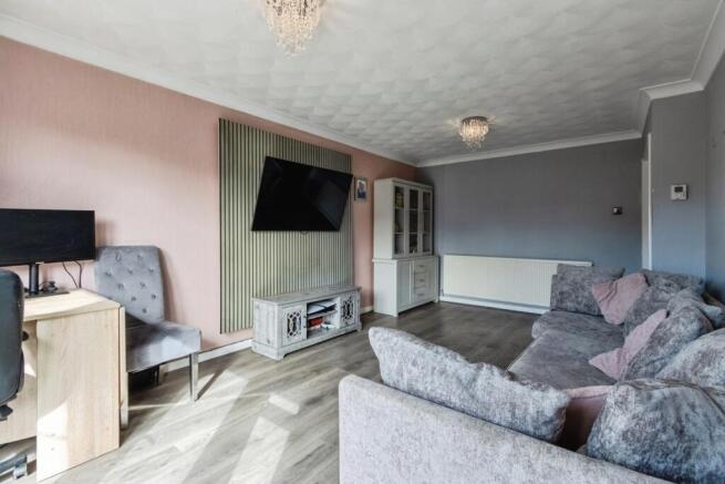 3 bed Bungalow for sale Image 7