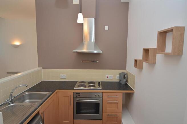 1 bed Apartment to rent Image 4