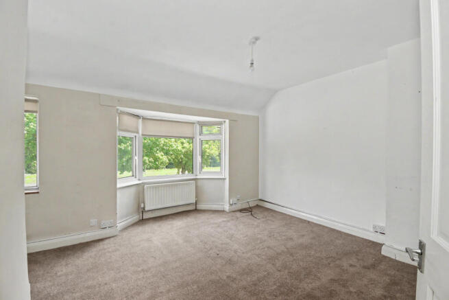 146 Denham Way, Maple Cross, Rickmansworth, Hertfordshire, WD3 9SP
