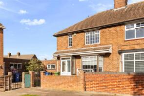 7, Kirkby Grove, Grimsby DN33 1HH