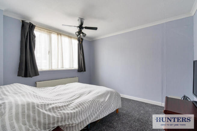 3 bed Semi-Detached for sale Image 12