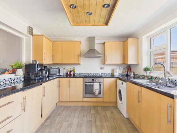 3 bed End of Terrace for sale Image 4