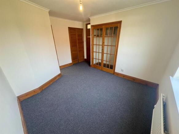 Bedroom 1 (1/2)