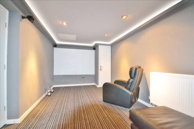 CINEMA ROOM