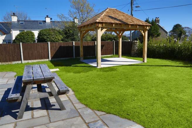 Garden2.jpg