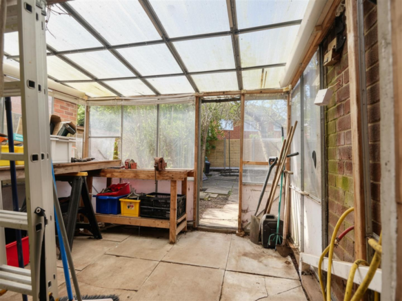 3 bed Semi-Detached for sale Image 10