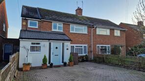 52, Oak Road, Tiddington, Stratford-upon-avon CV37 7BU