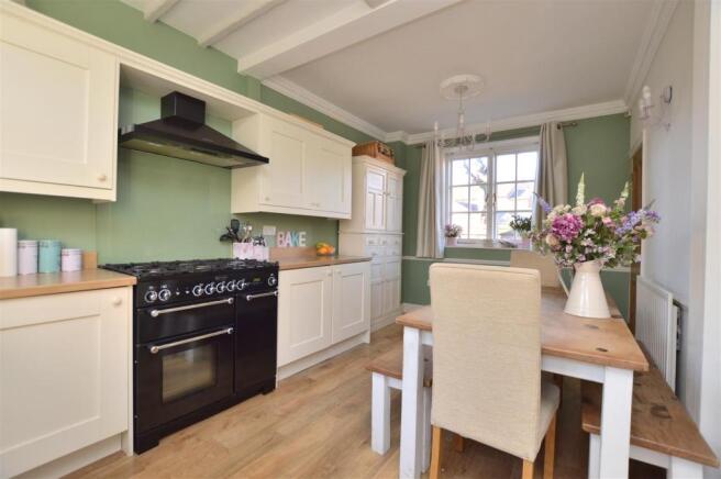 Kitchen/Dining Room