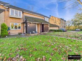 99, Danziger Way, Borehamwood WD6 5DG
