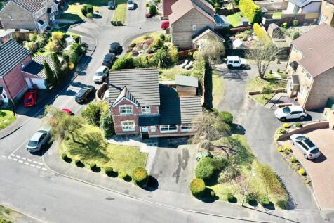 St. Andrews Drive, Pontllanfraith, NP12