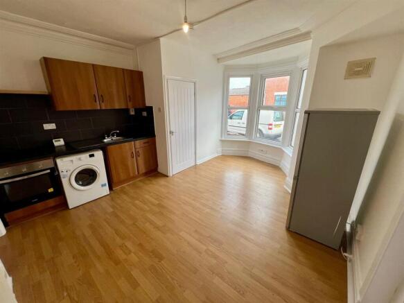 WhatsApp Image 2026-03-25 at 15.10.53 (1).jpeg