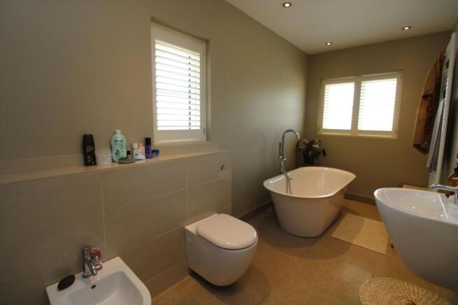 Master En-suite