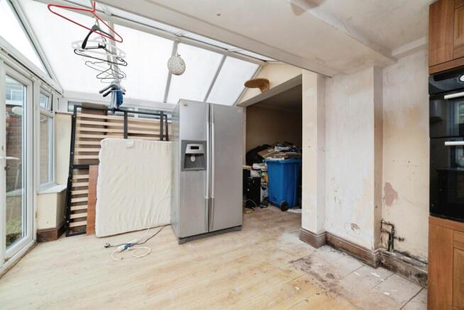 3 bed Terraced for sale Image 9
