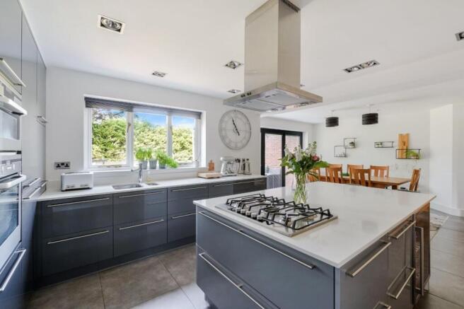 WILLOWBANK GARDENS (7).jpg