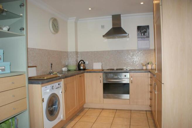 Kitchen (Main)