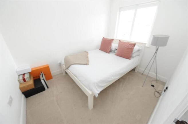 3 bed Semi-Detached for sale Image 12