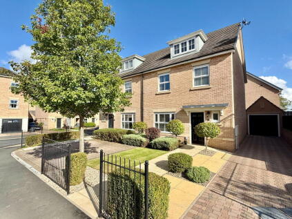 Newton Kyme ~ St. Andrews Walk, Near Boston Spa, LS24