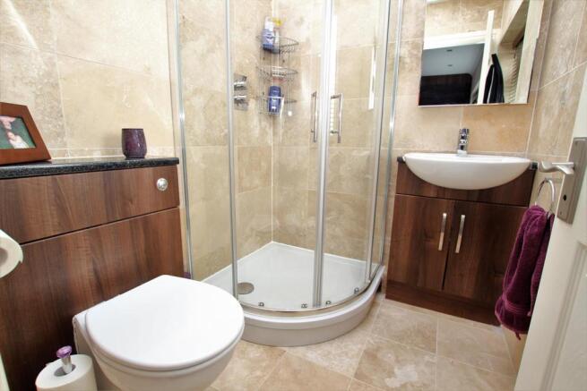 coppiceview87ensuite.jpg