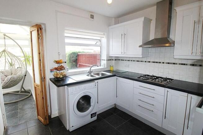 3 bed Semi-Detached for sale Image 9